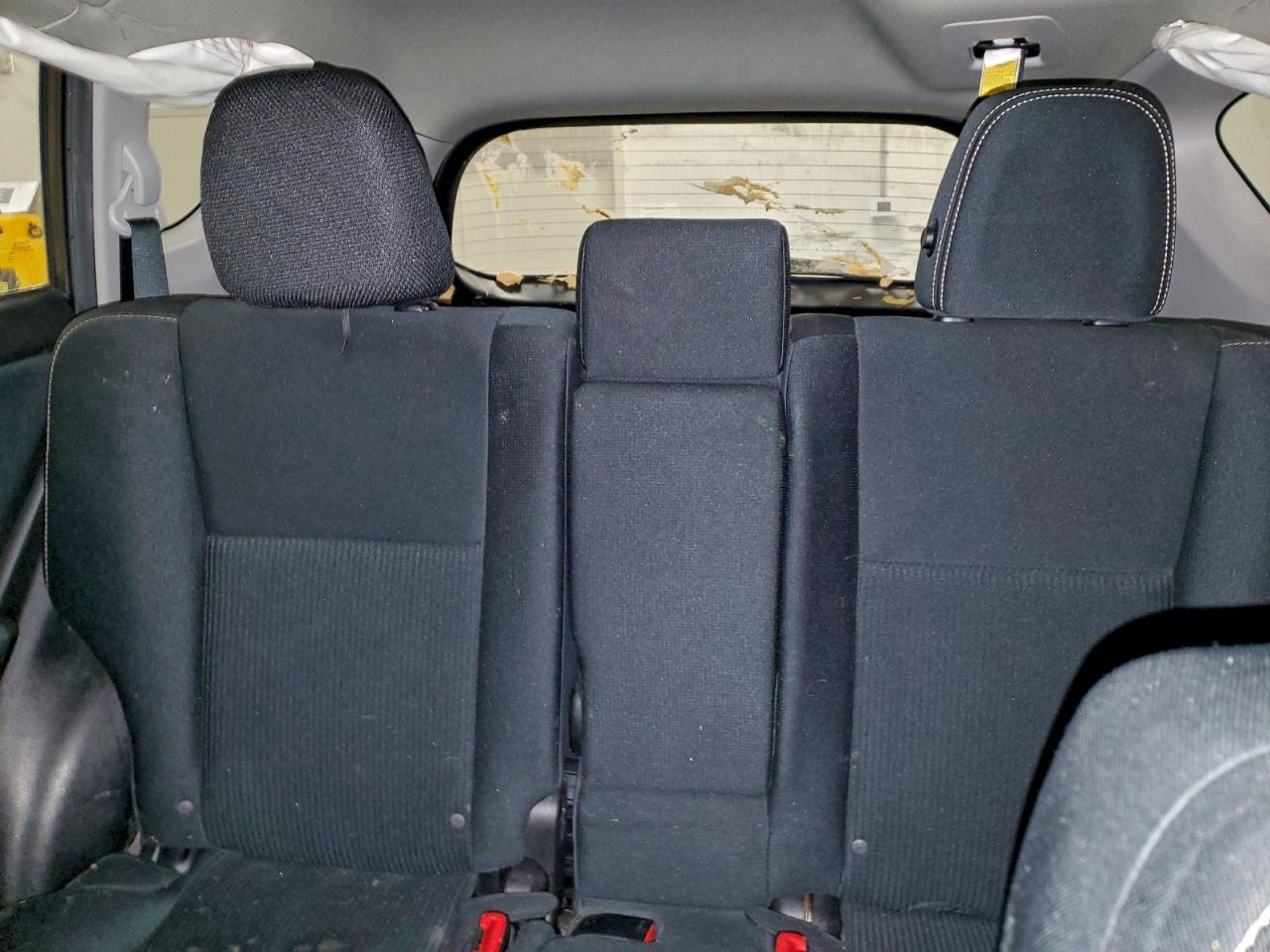 2015 TOYOTA RAV4 XLE photo 19