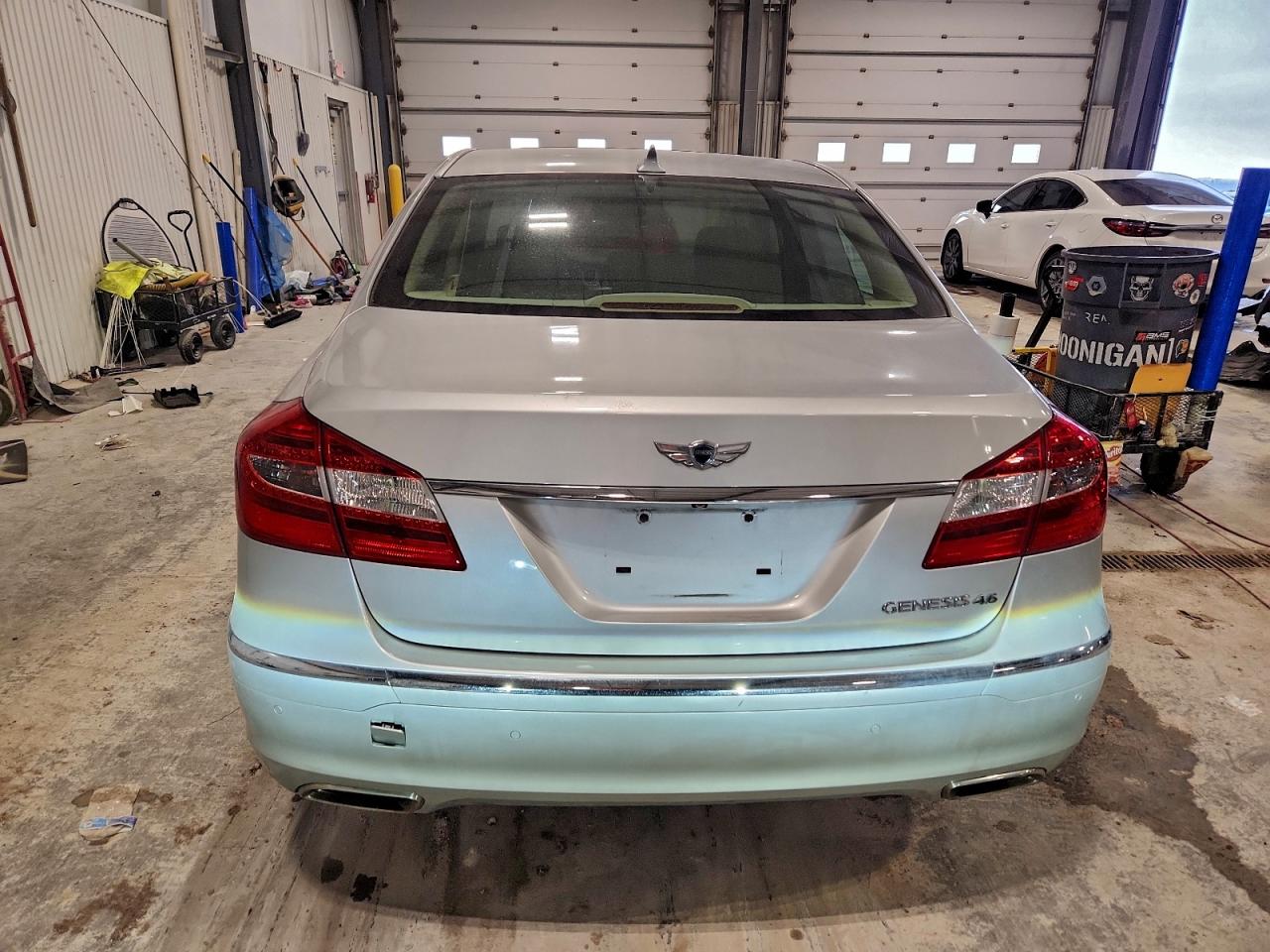 2012 HYUNDAI GENESIS 4.6L photo 6