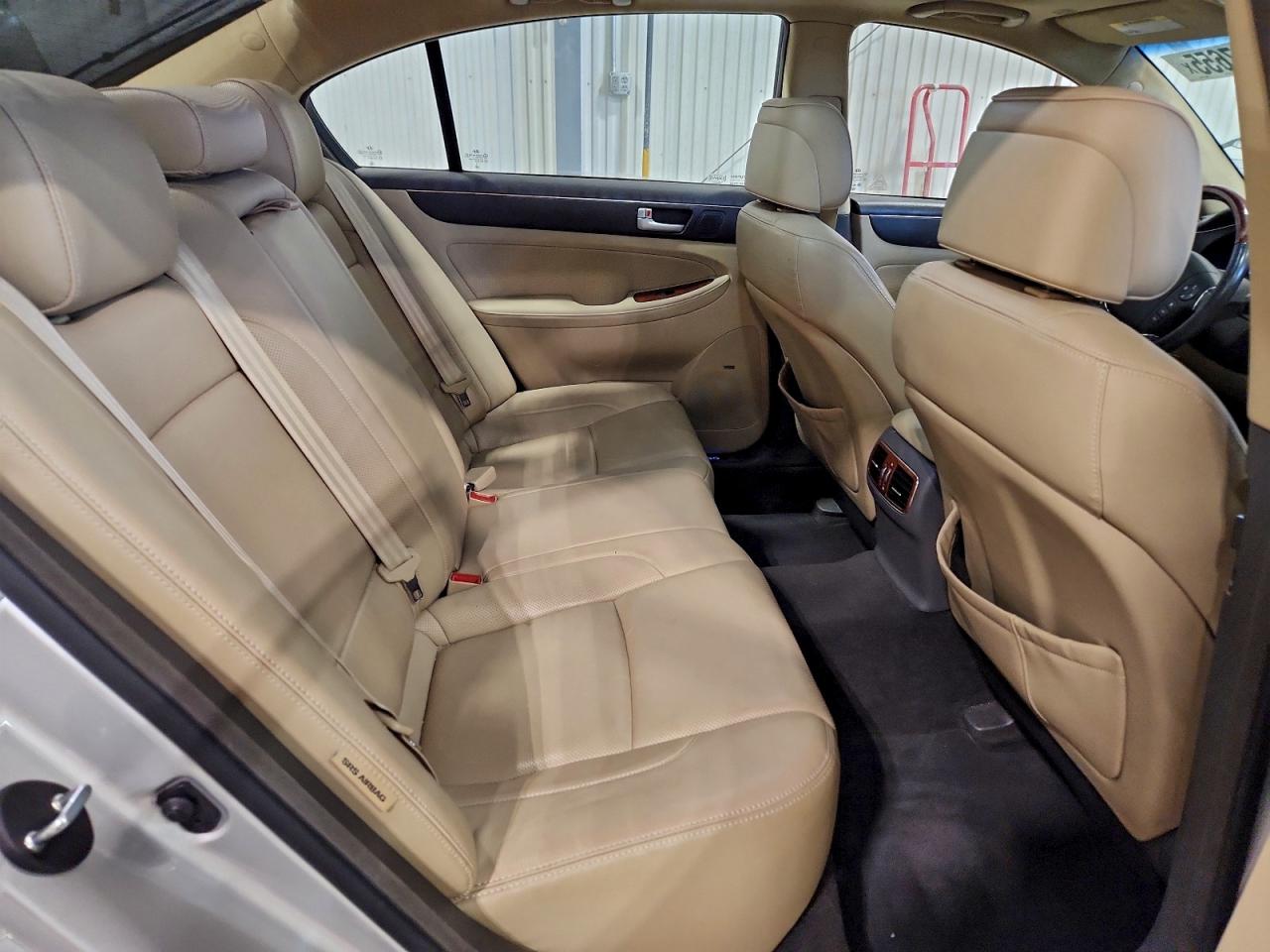 2012 HYUNDAI GENESIS 4.6L photo 10