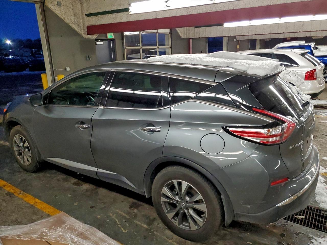 2017 NISSAN MURANO S photo 2
