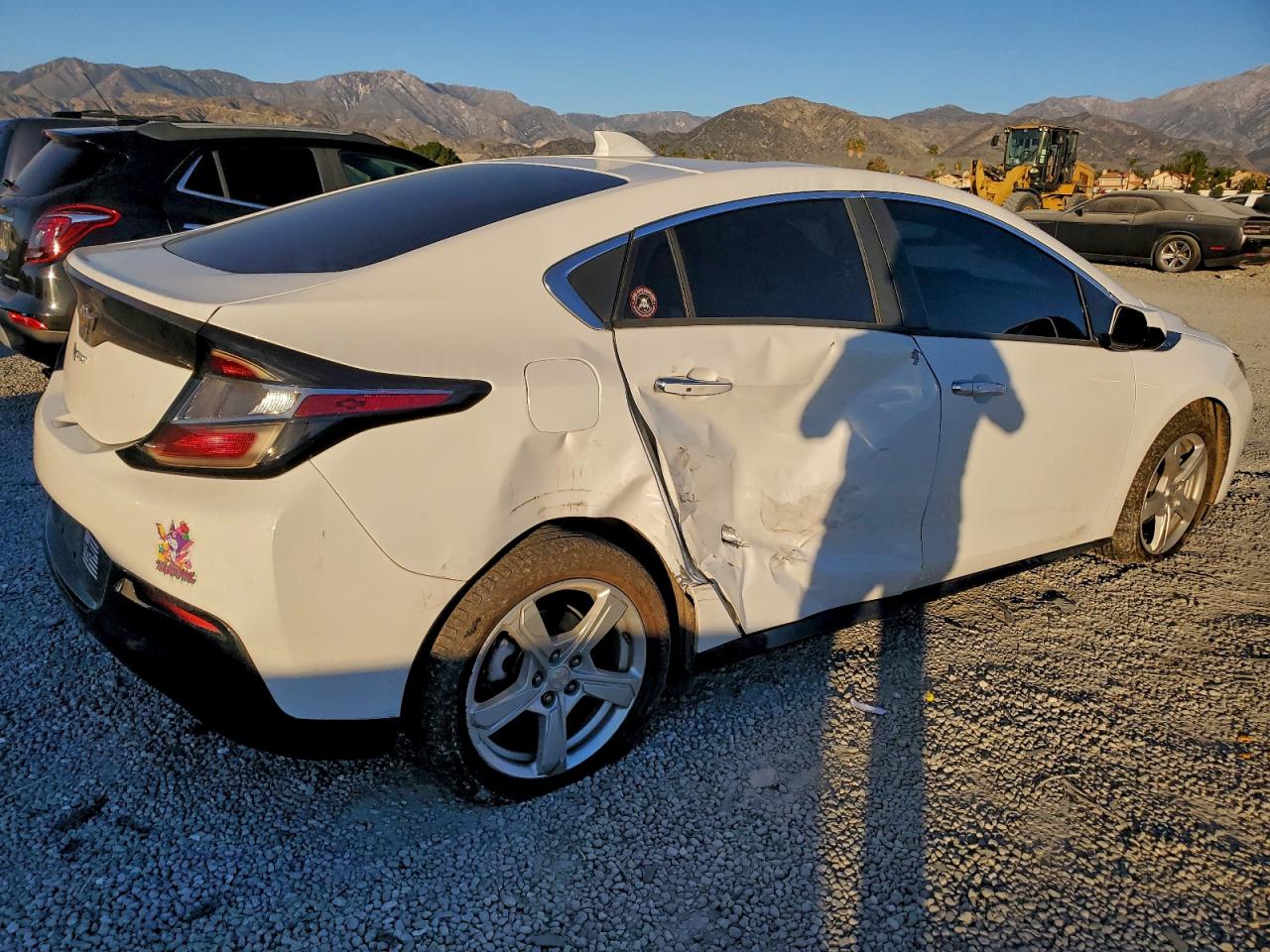 2017 CHEVROLET VOLT LT photo 5