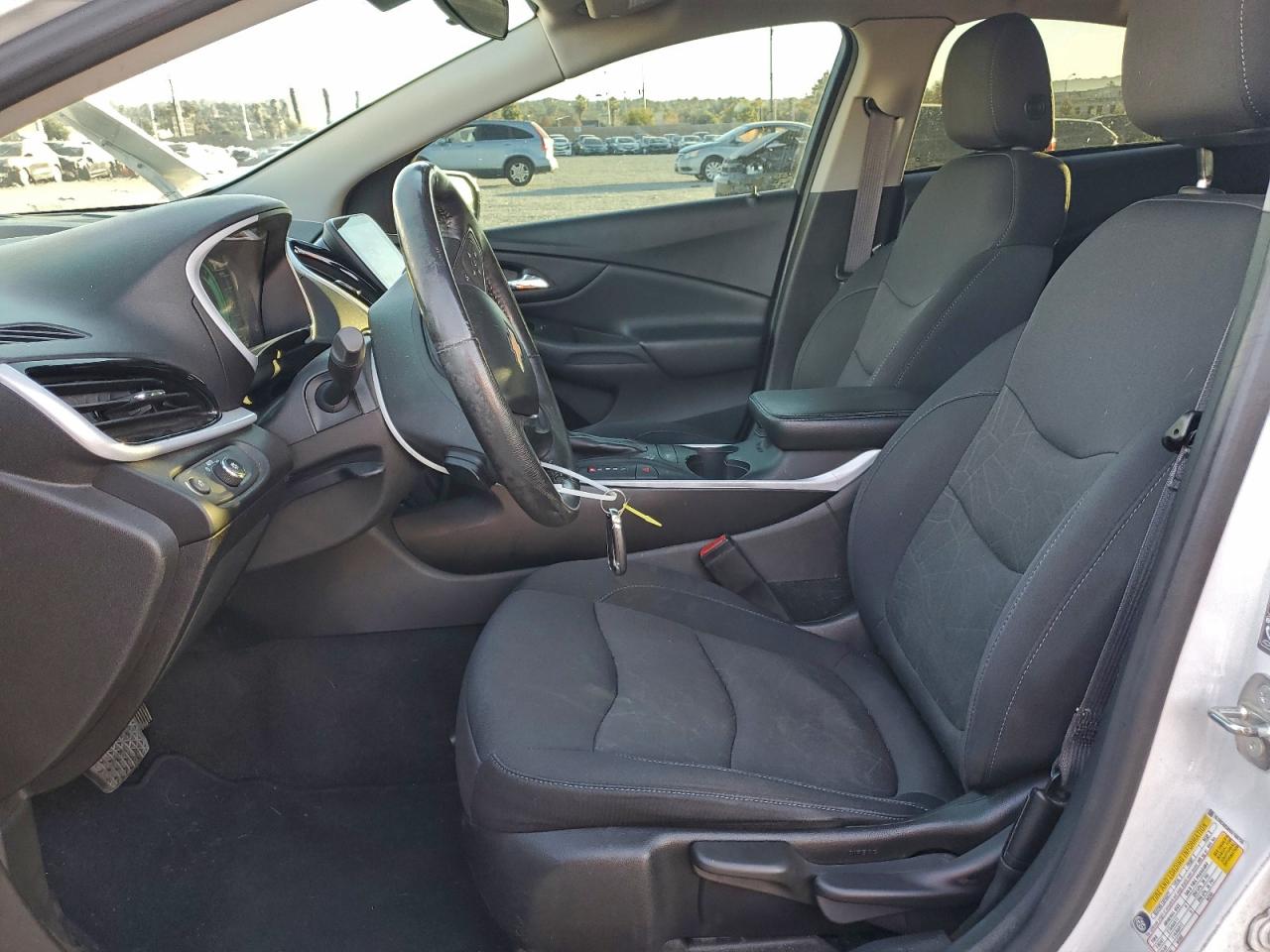 2017 CHEVROLET VOLT LT photo 13