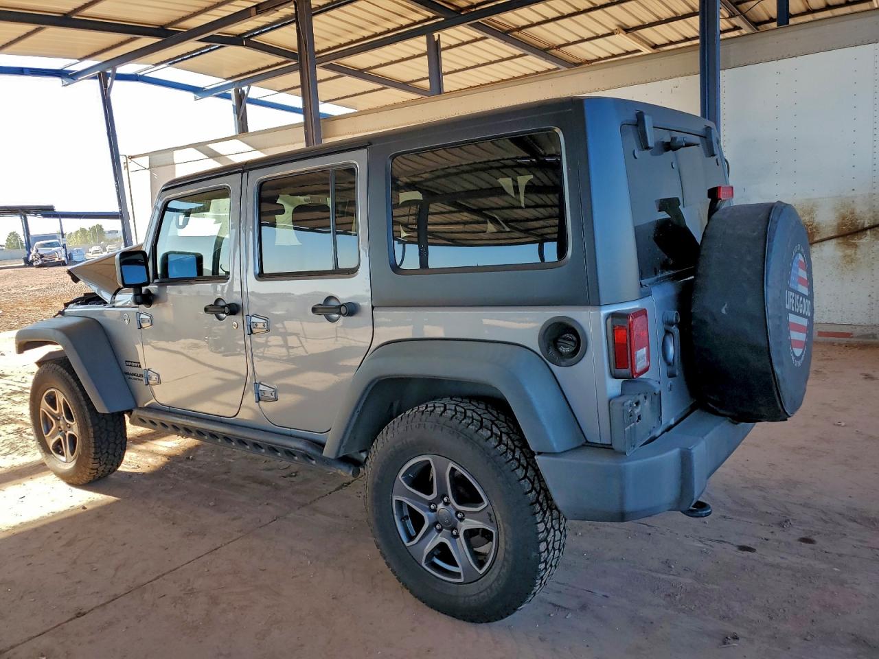 2013 JEEP WRANGLER UNLIMITED SPORT photo 3