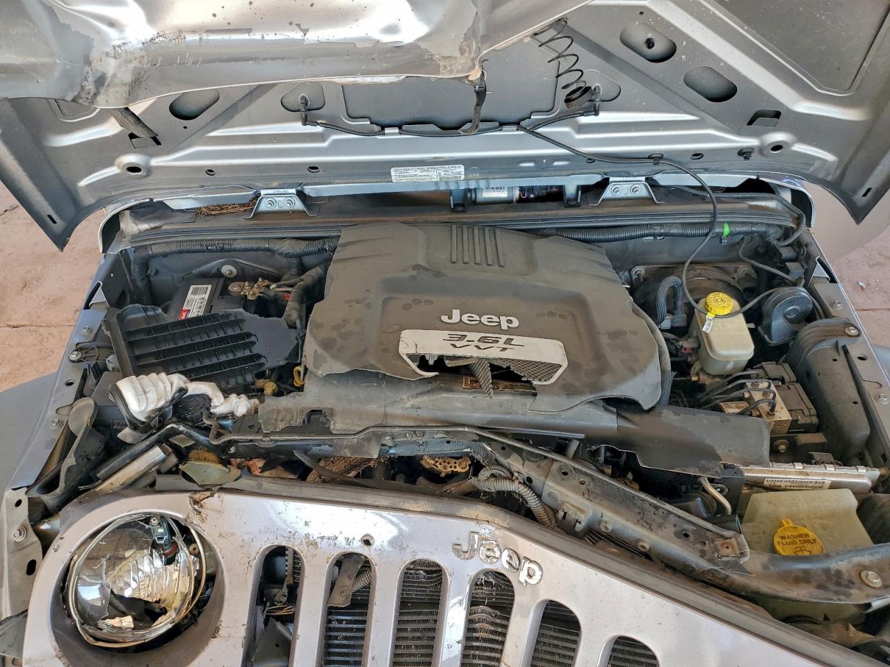 2013 JEEP WRANGLER UNLIMITED SPORT photo 23