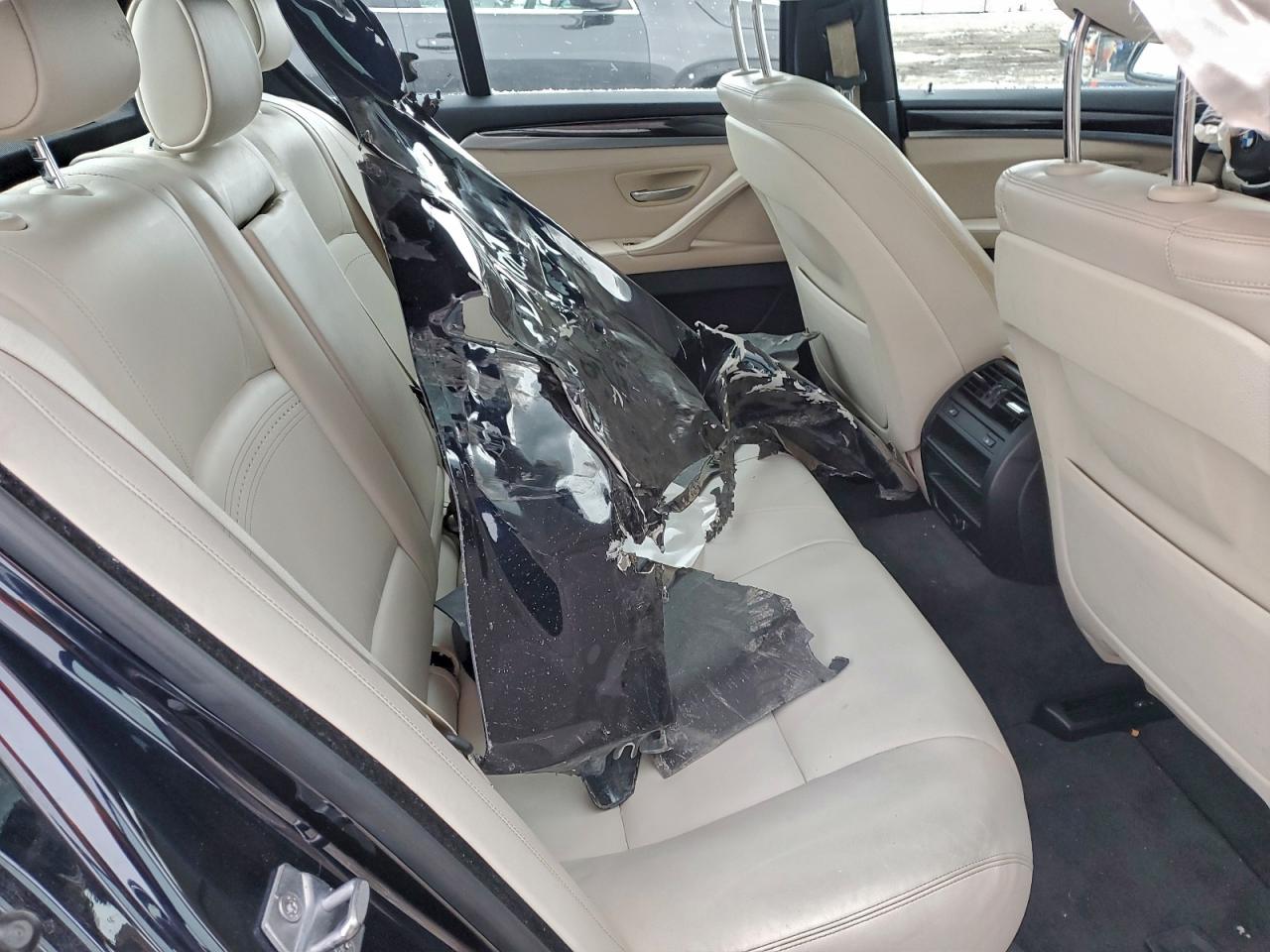 2014 BMW 528 XI photo 28