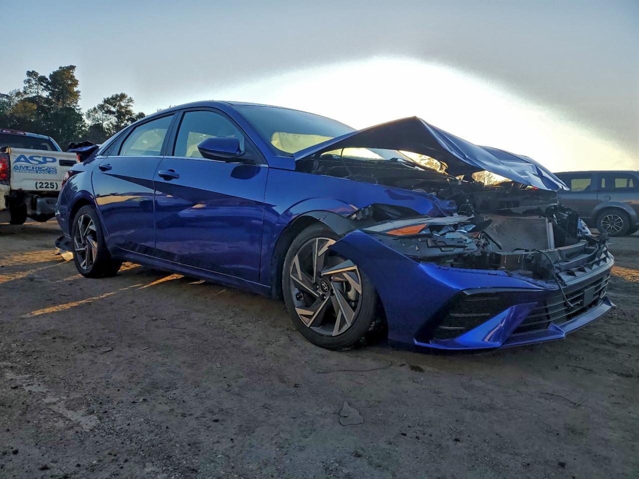 2024 HYUNDAI ELANTRA SEL photo 13