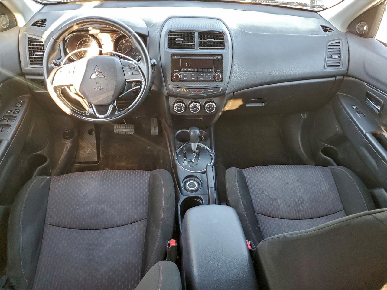 2017 MITSUBISHI OUTLANDER SPORT ES photo 8