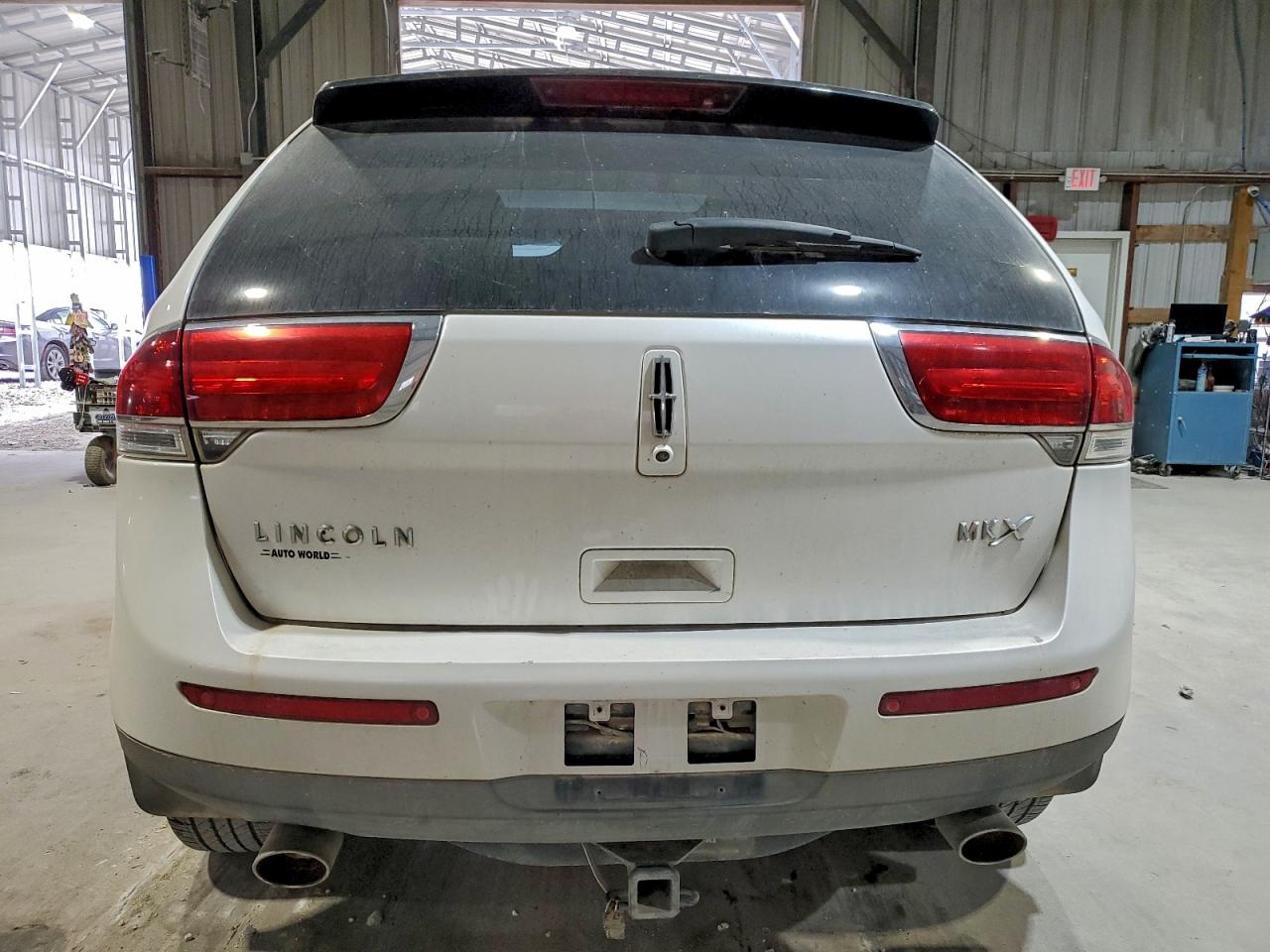 2011 LINCOLN MKX photo 6