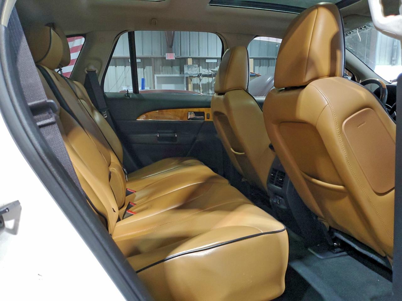 2011 LINCOLN MKX photo 11