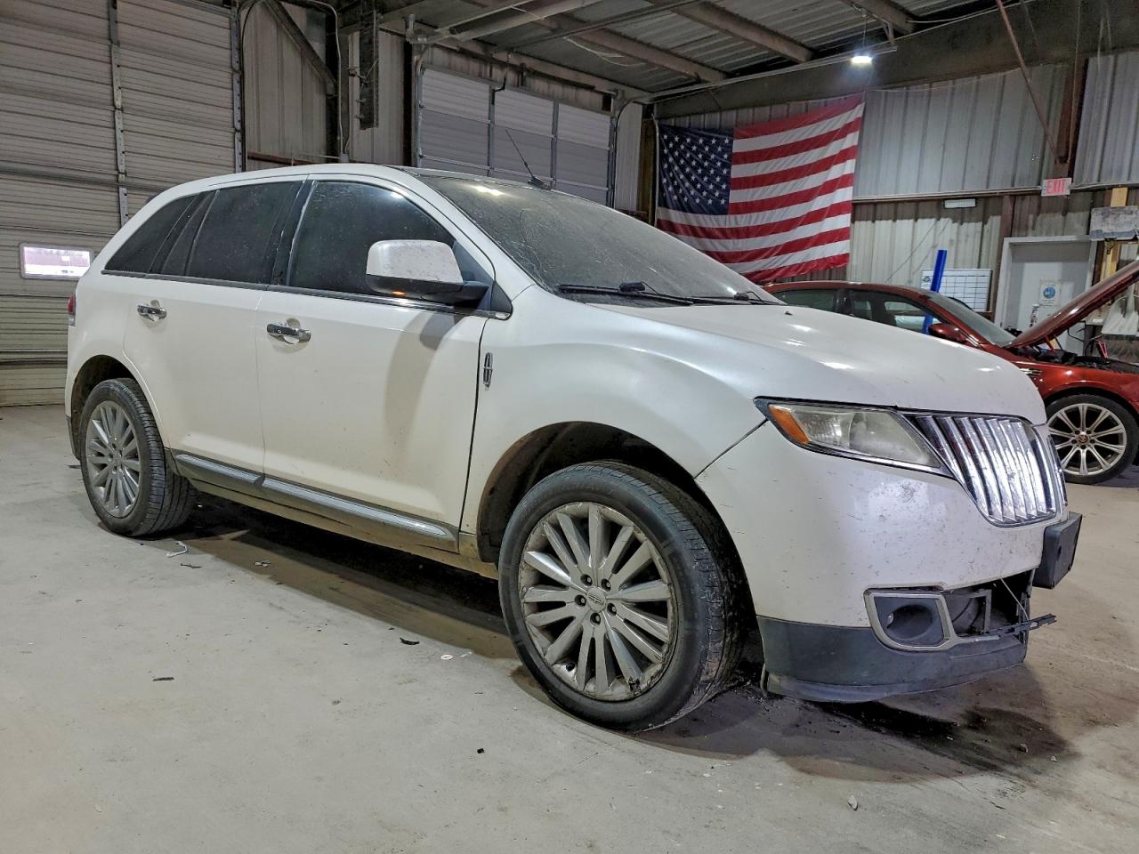 2011 LINCOLN MKX photo 4