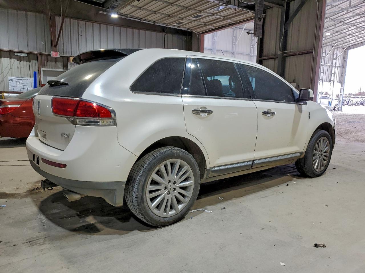2011 LINCOLN MKX photo 3