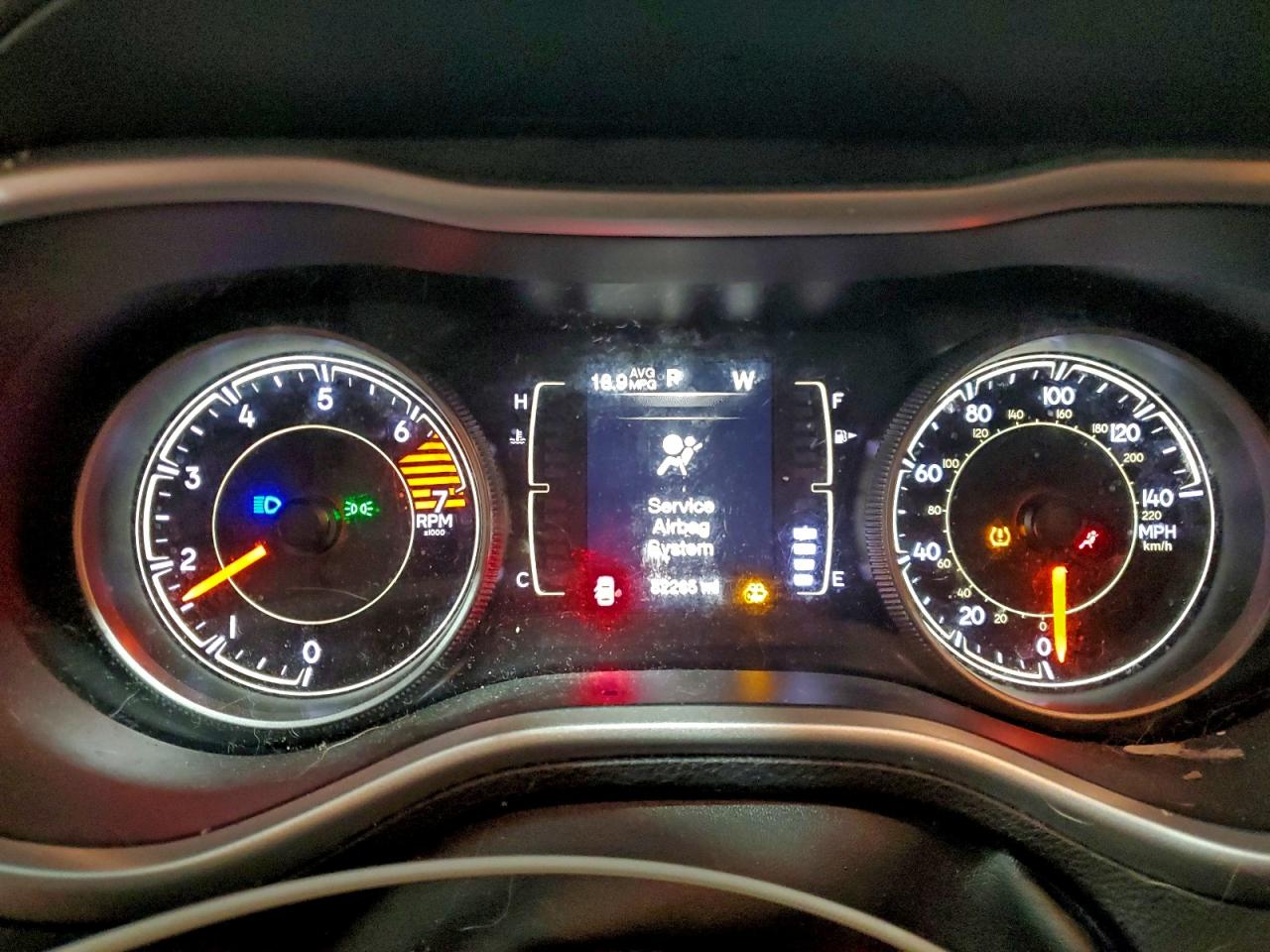 2018 JEEP CHEROKEE LATITUDE PLUS photo 9