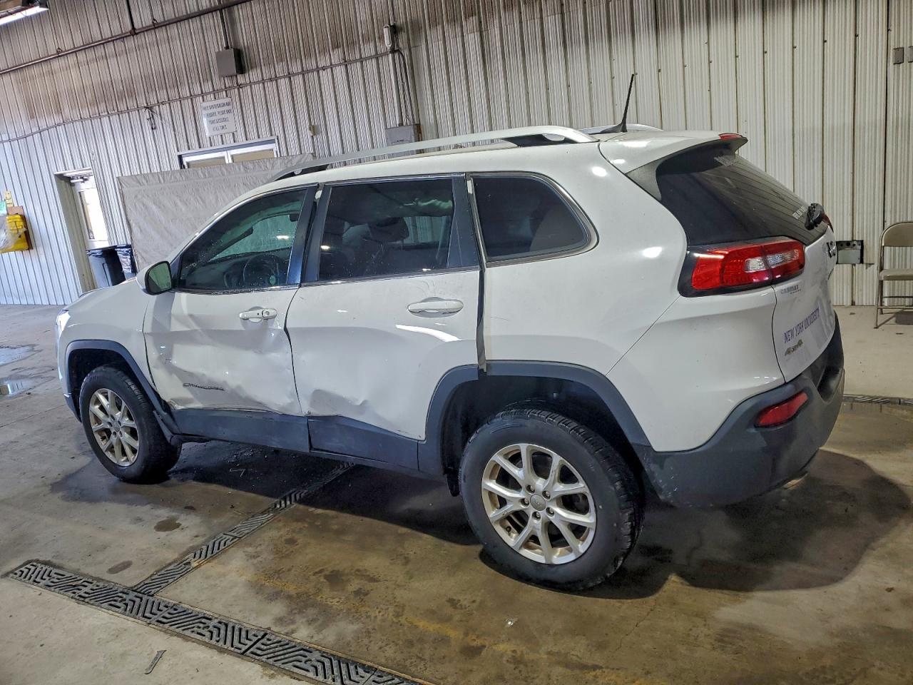 2018 JEEP CHEROKEE LATITUDE PLUS photo 2