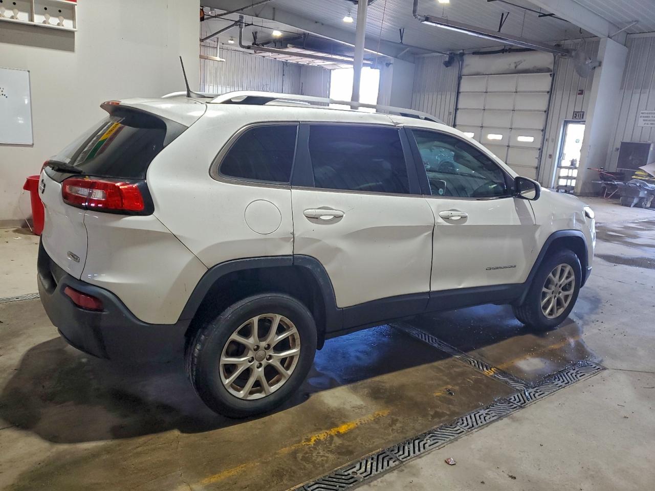 2018 JEEP CHEROKEE LATITUDE PLUS photo 3