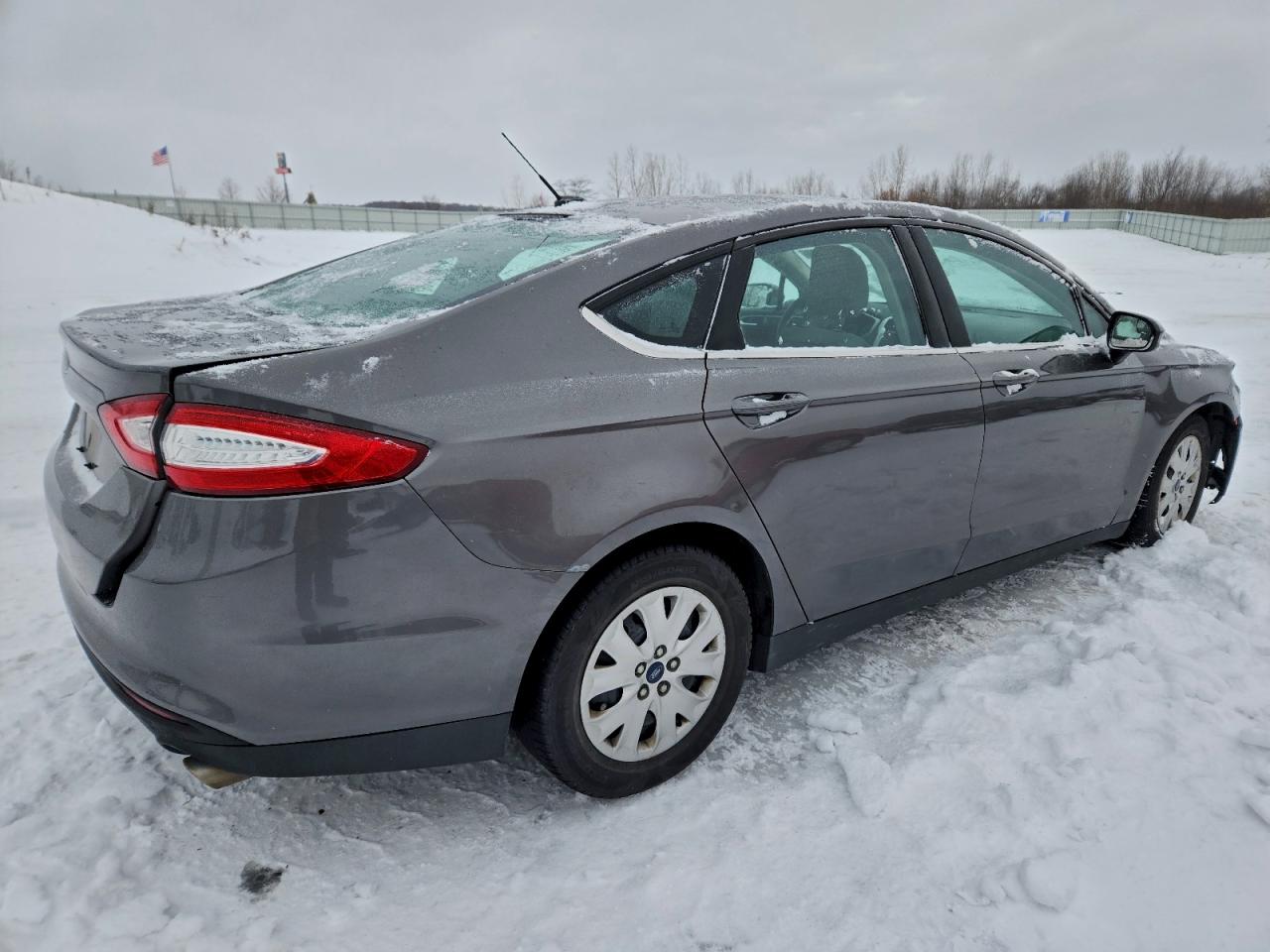 2013 FORD FUSION S photo 5