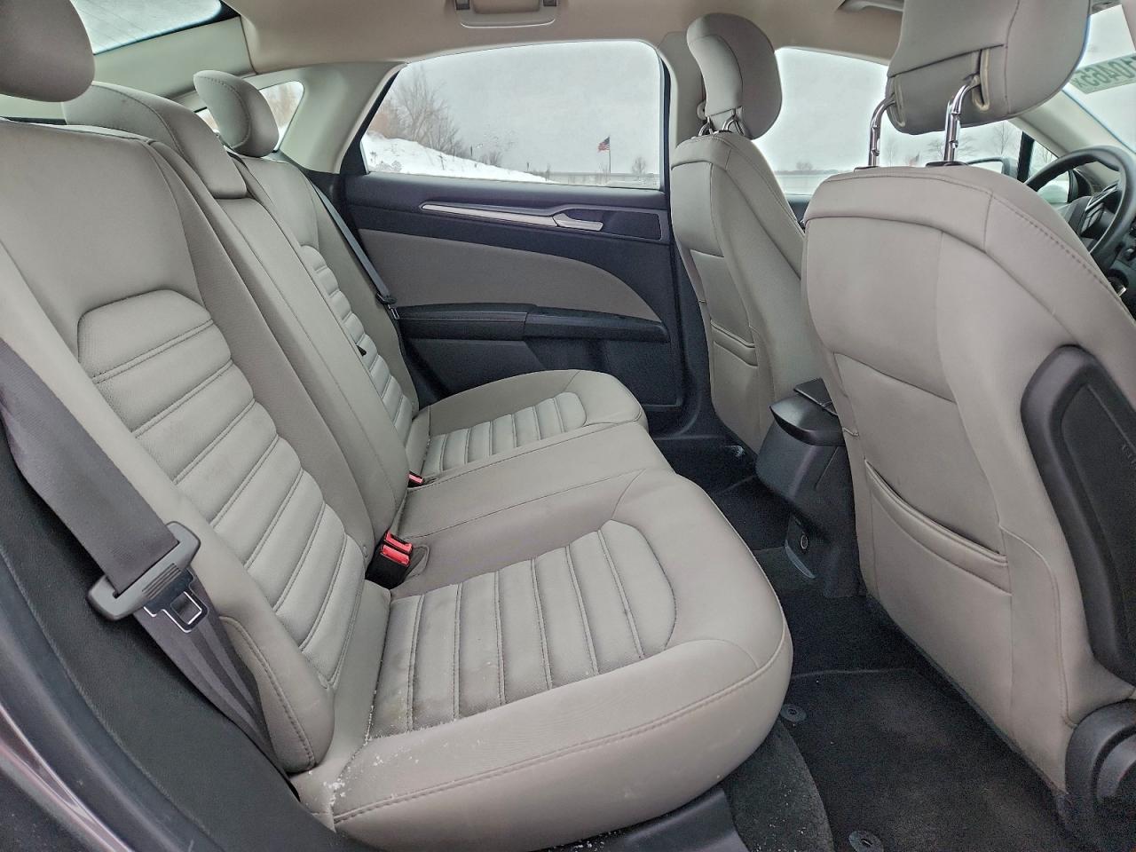 2013 FORD FUSION S photo 19