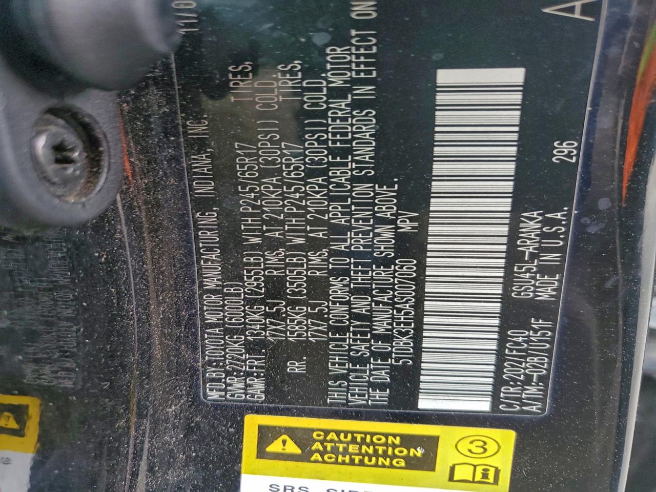 2010 TOYOTA HIGHLANDER BASE photo 13