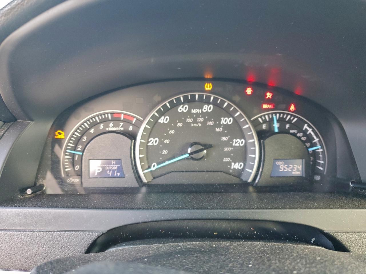 2012 TOYOTA CAMRY BASE photo 9