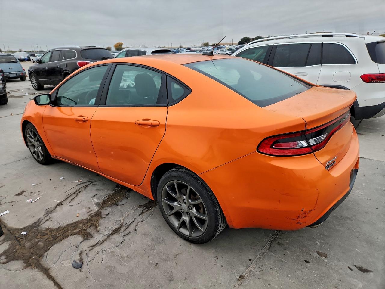 2013 DODGE DART SXT photo 4