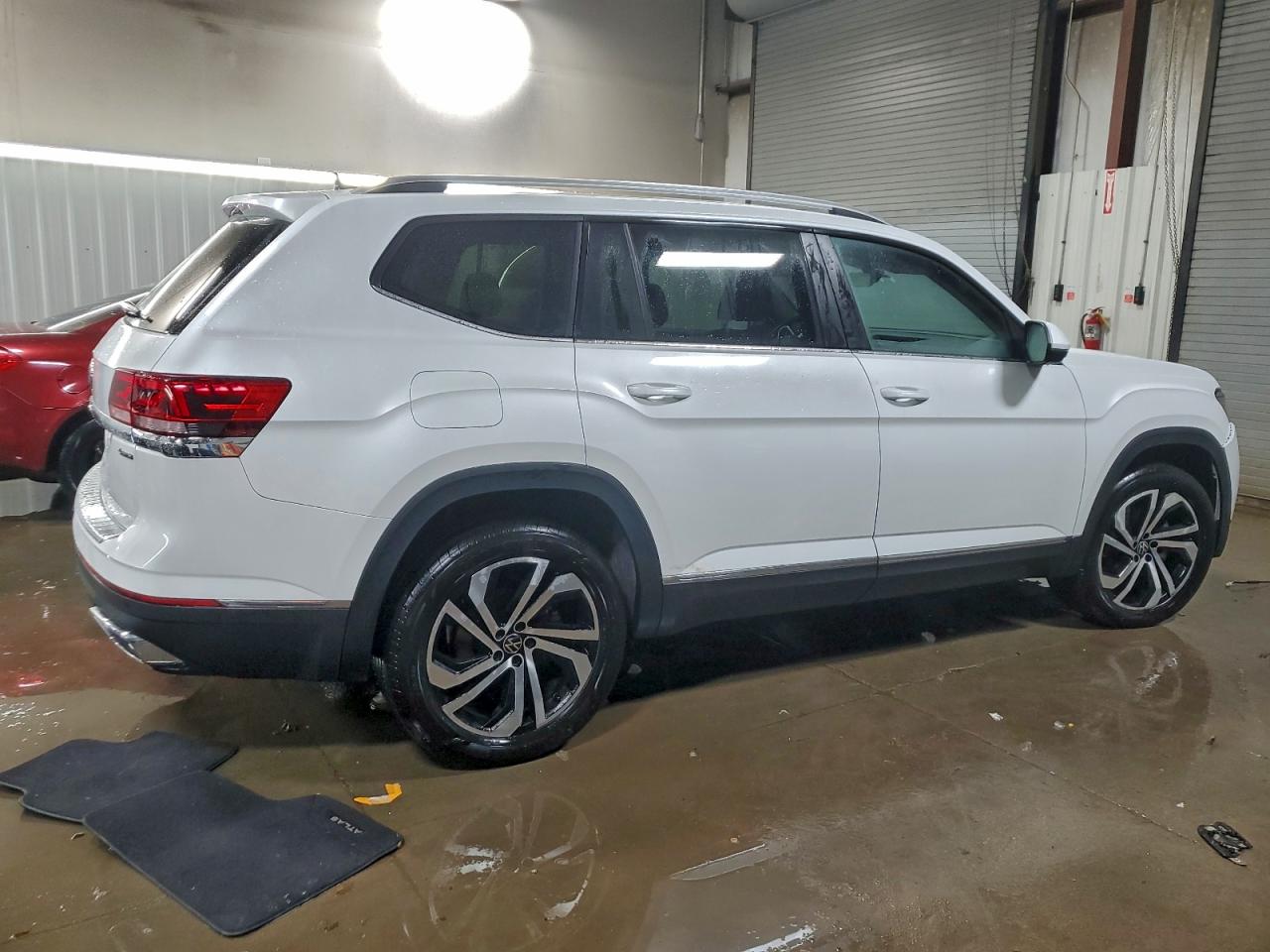 2023 VOLKSWAGEN ATLAS SEL photo 5