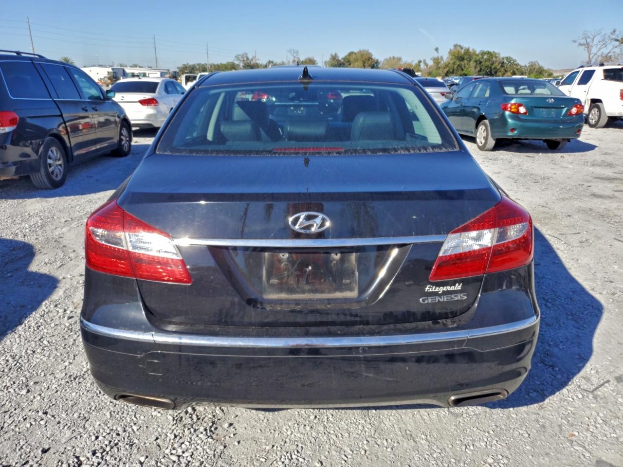 2012 HYUNDAI GENESIS 3.8L photo 6