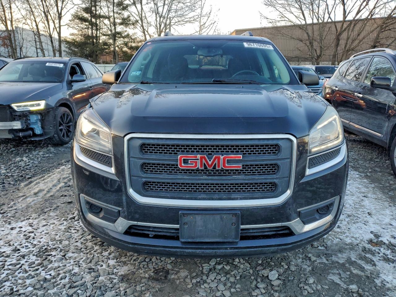 2014 GMC ACADIA SLE photo 5
