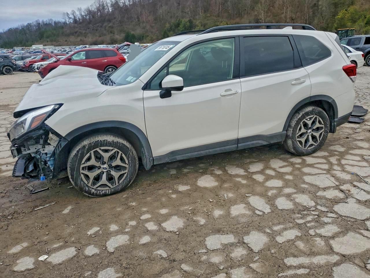 2020 SUBARU FORESTER