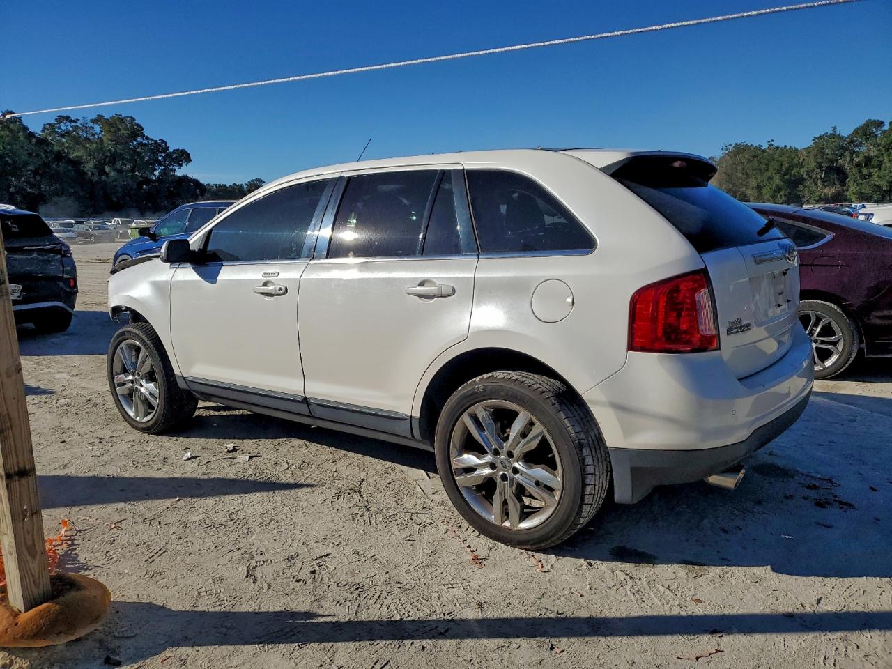 2013 FORD EDGE LIMITED photo 2