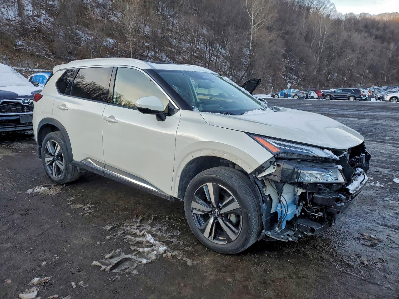 2023 NISSAN ROGUE PLATINUM photo 4