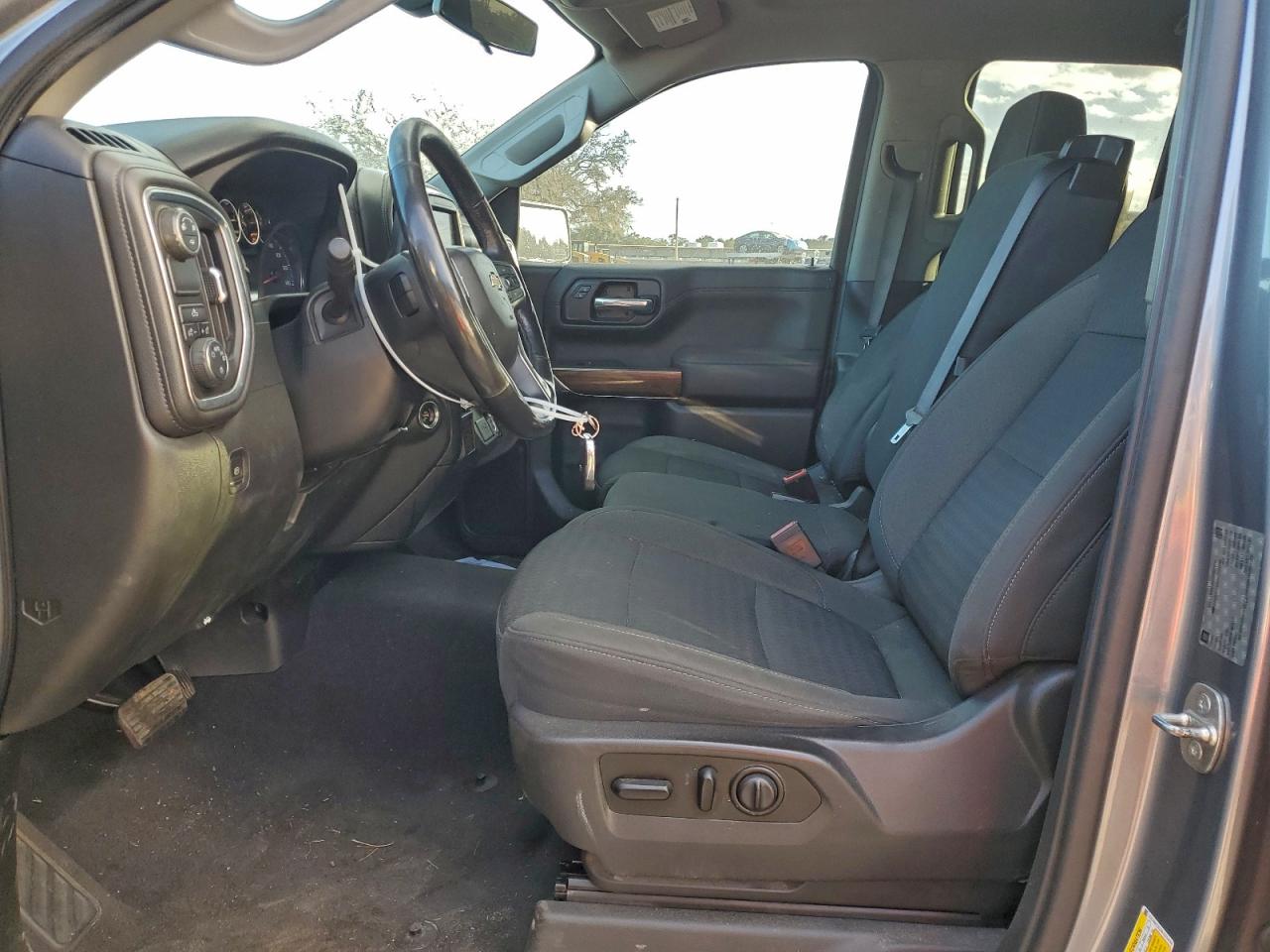 2019 CHEVROLET SILVERADO C1500 LT photo 7