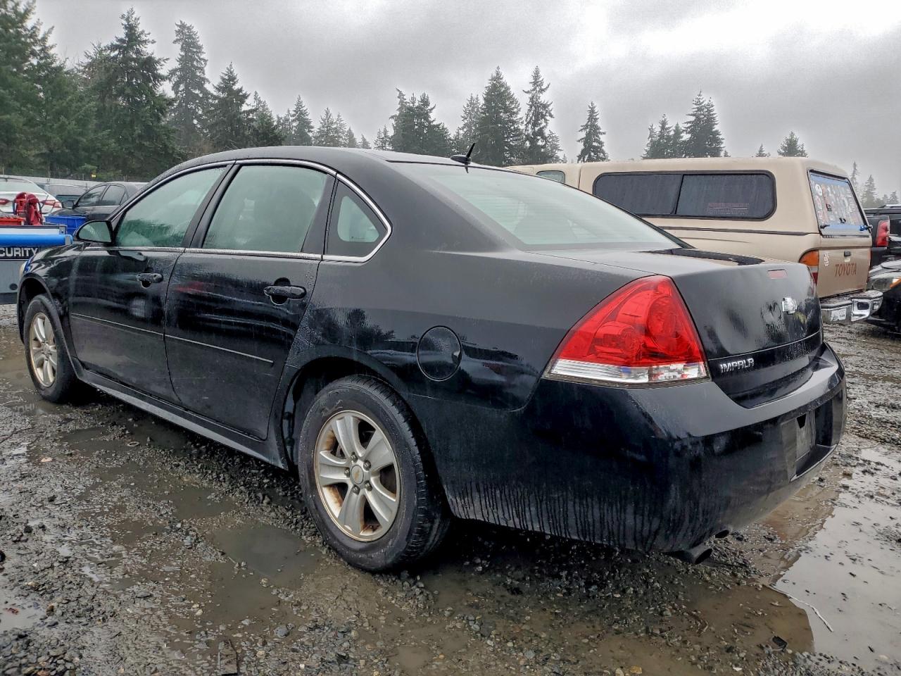 2013 CHEVROLET IMPALA LS photo 2