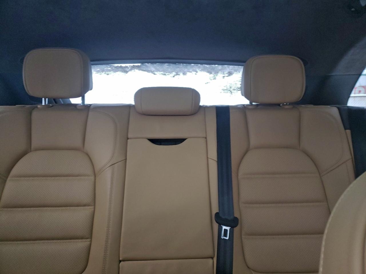 2016 PORSCHE MACAN TURBO photo 10