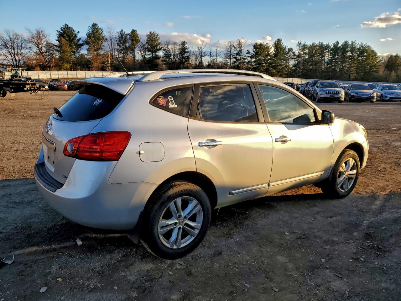 2015 NISSAN ROGUE SELECT S photo 3