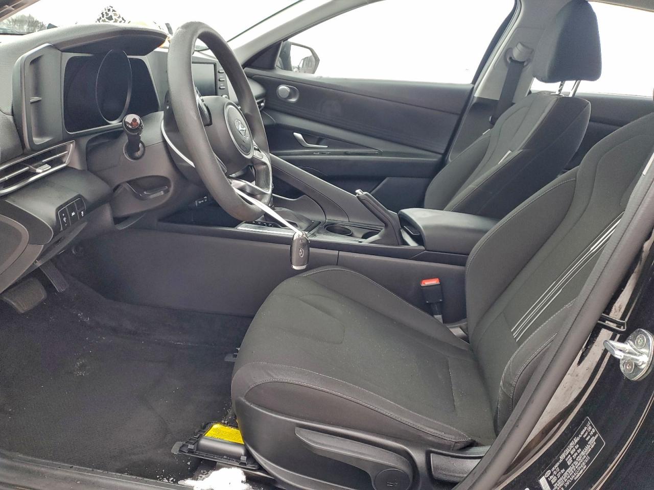 2023 HYUNDAI ELANTRA SEL photo 7