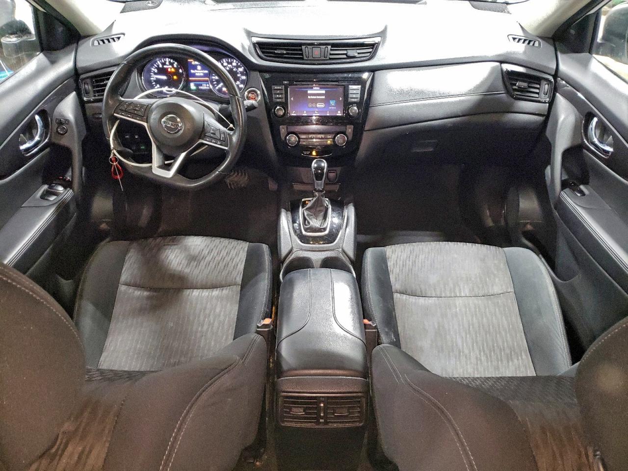 2018 NISSAN ROGUE S photo 8
