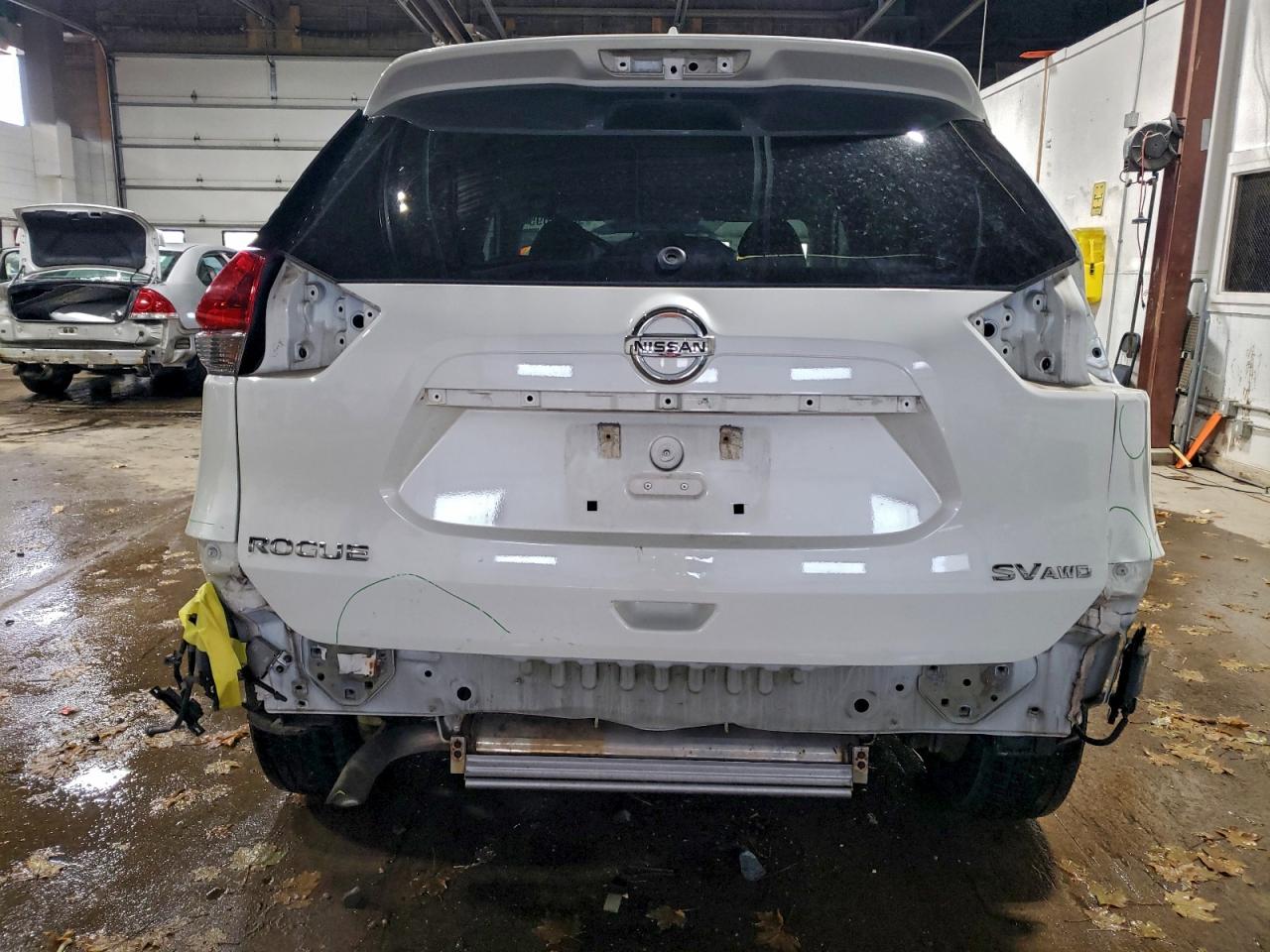 2018 NISSAN ROGUE S photo 6