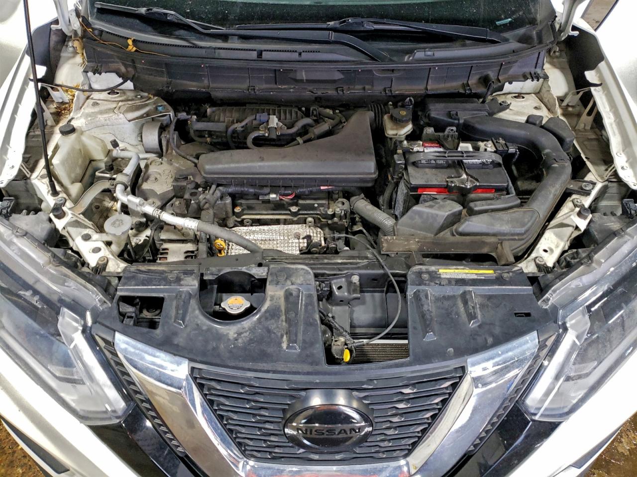 2018 NISSAN ROGUE S photo 12