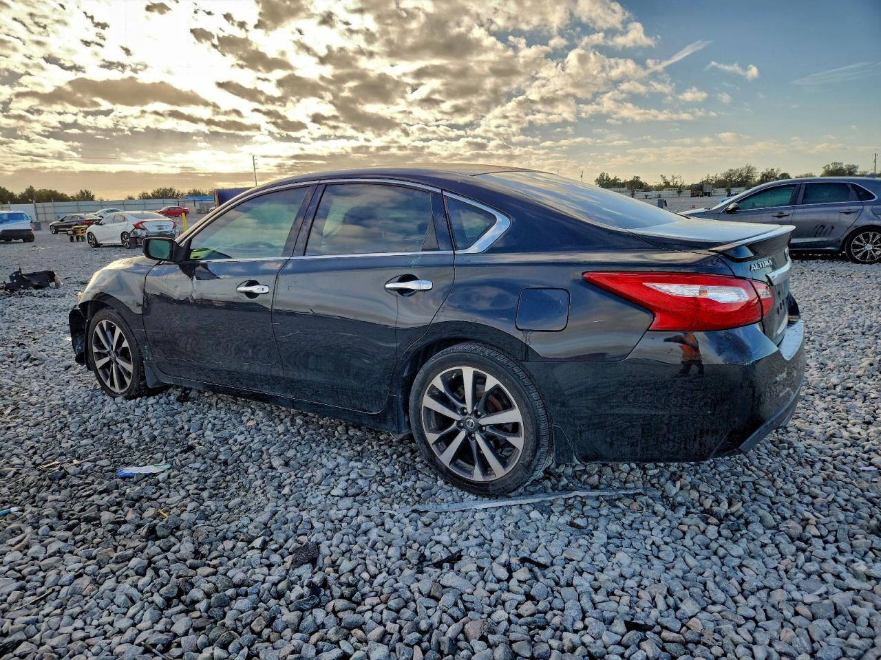 2016 NISSAN ALTIMA 2.5 photo 2