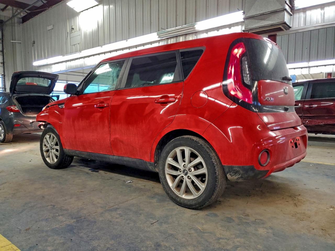 2017 KIA SOUL + photo 2