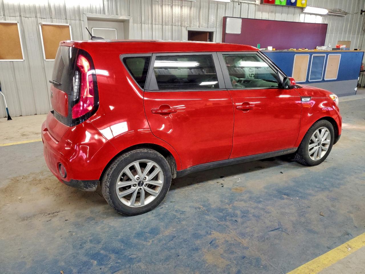 2017 KIA SOUL + photo 3