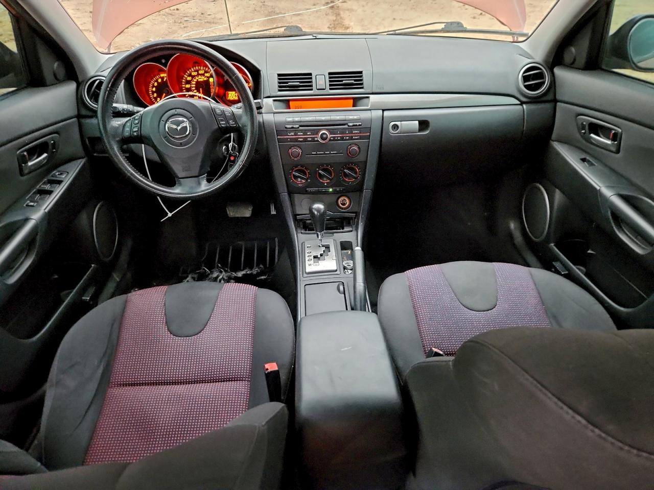 2004 MAZDA 3 HATCHBACK photo 8