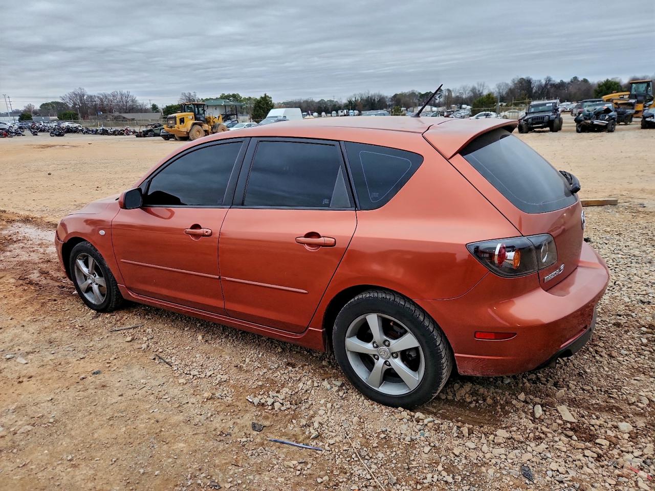 2004 MAZDA 3 HATCHBACK photo 2