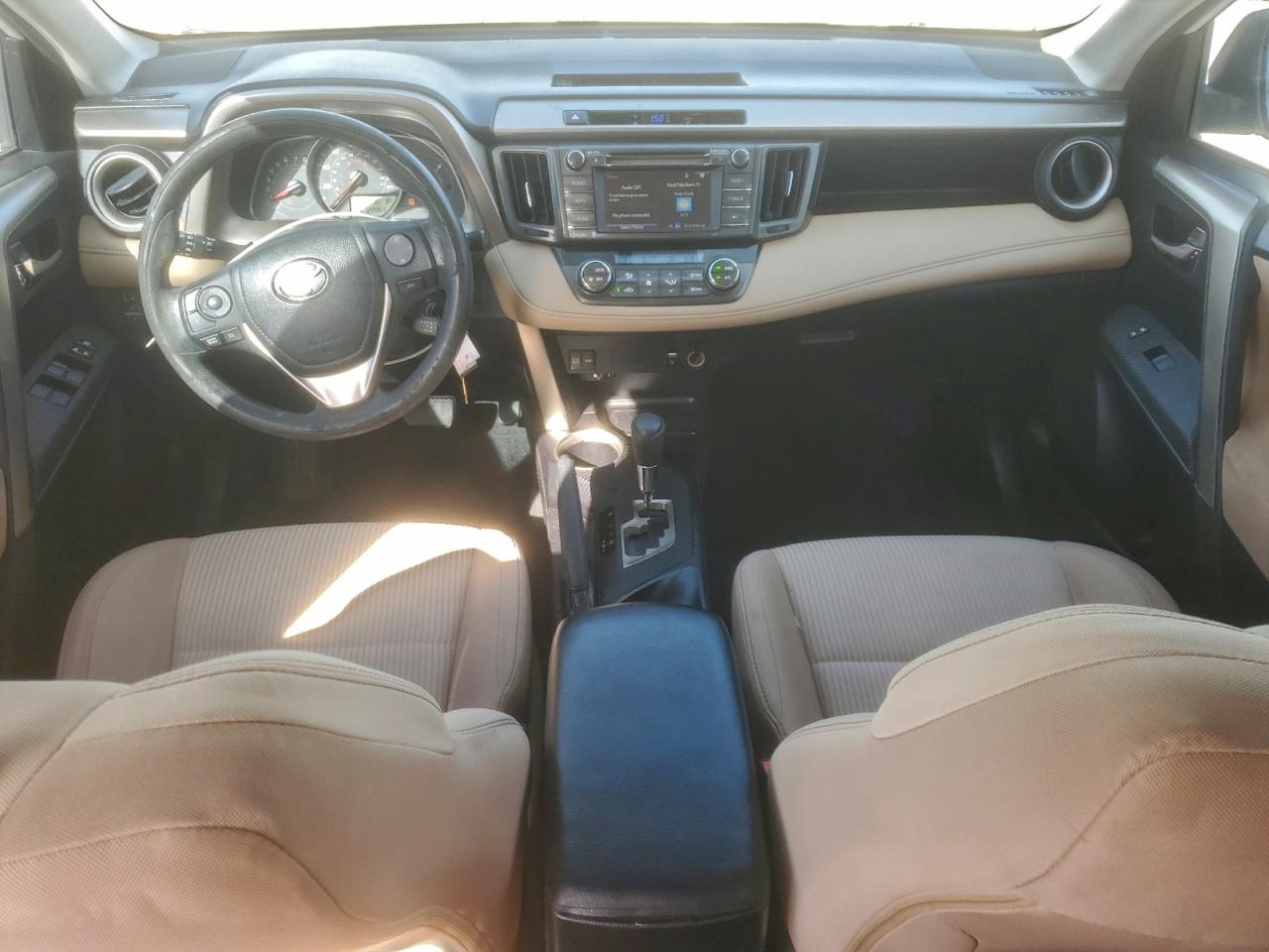 2014 TOYOTA RAV4 XLE photo 8