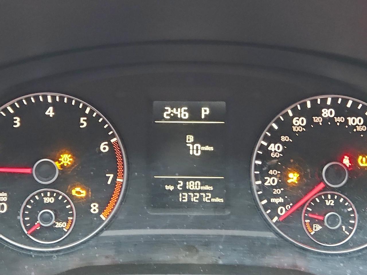 2015 VOLKSWAGEN PASSAT S photo 9