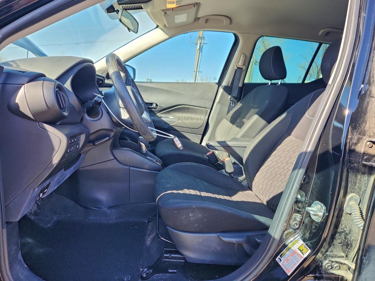 2022 NISSAN KICKS S photo 7