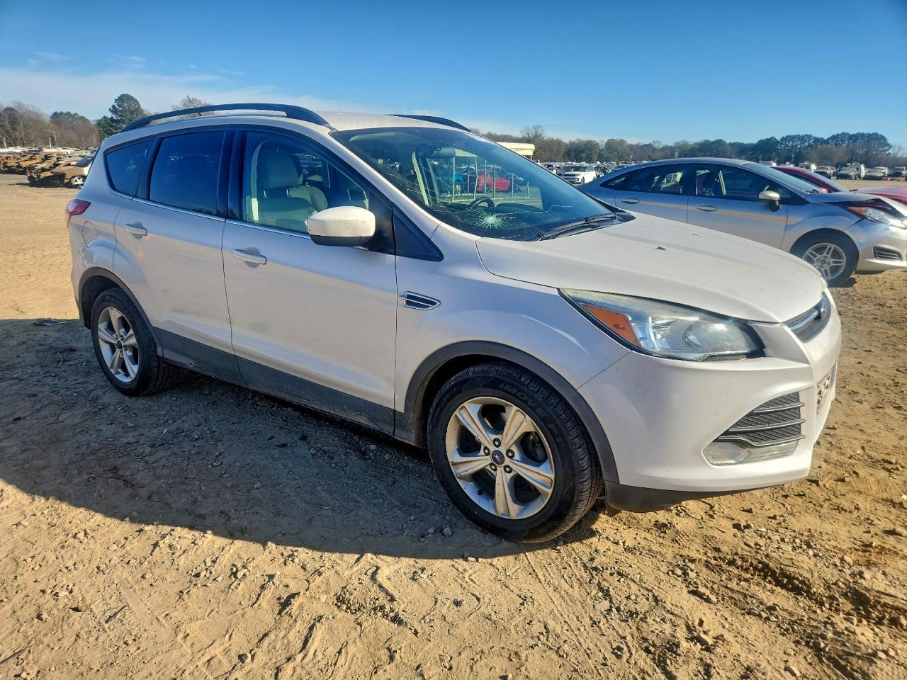 2014 FORD ESCAPE SE photo 4