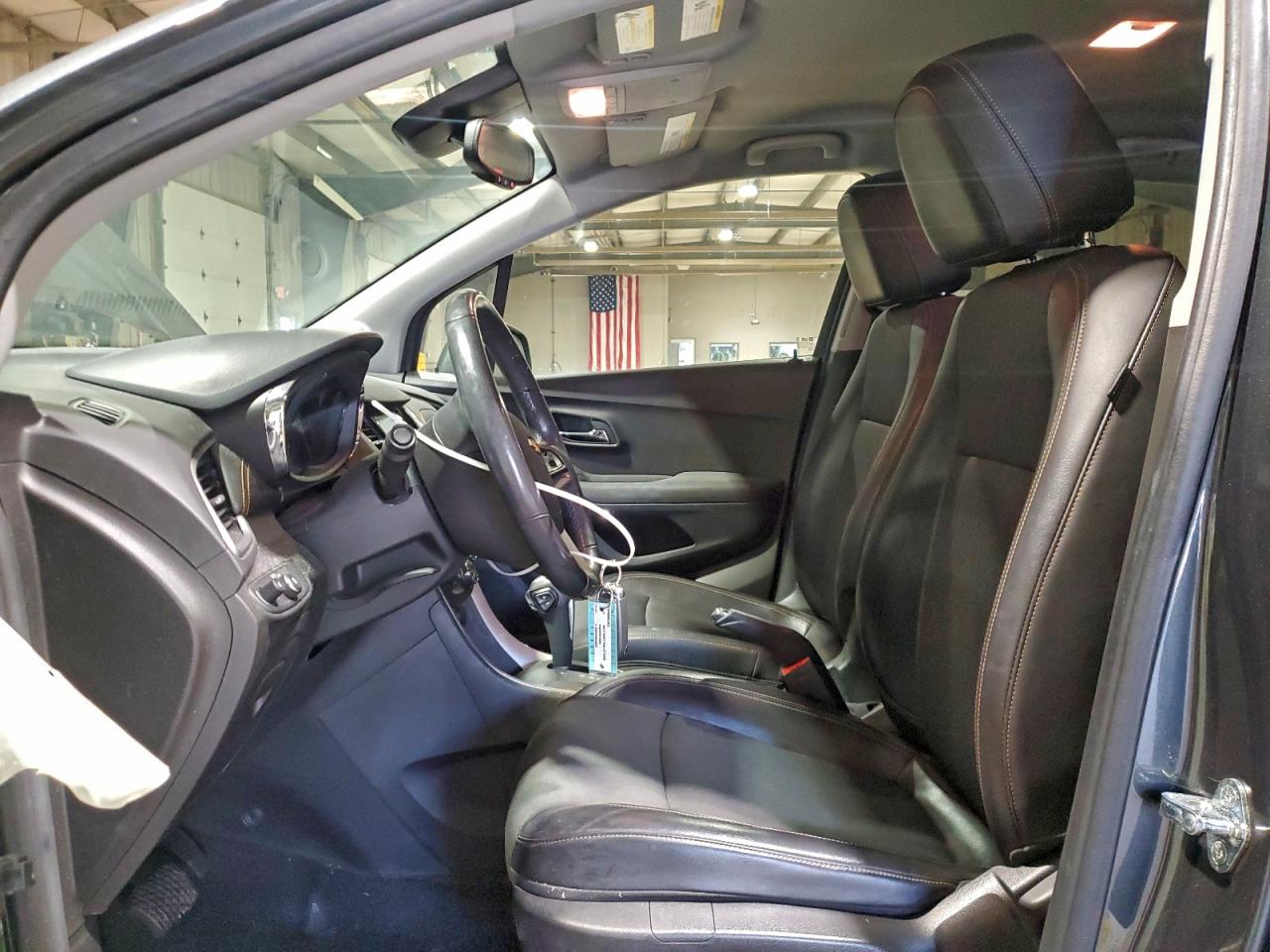 2017 CHEVROLET TRAX 1LT photo 7
