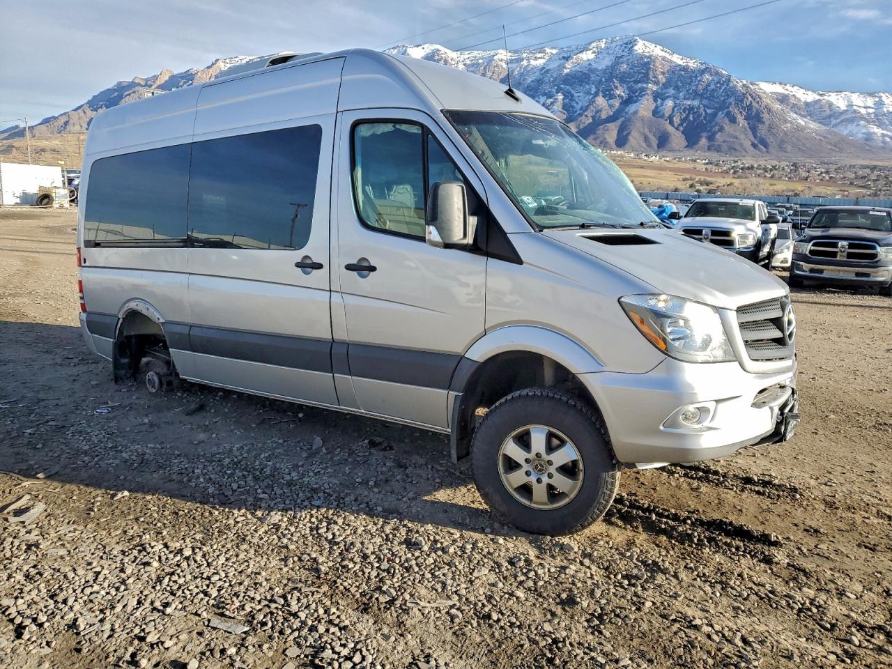 2018 MERCEDES-BENZ SPRINTER 2500 photo 4
