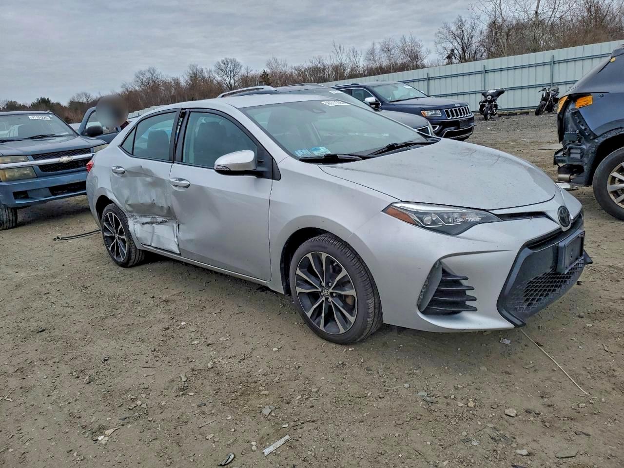 2018 TOYOTA COROLLA L photo 4
