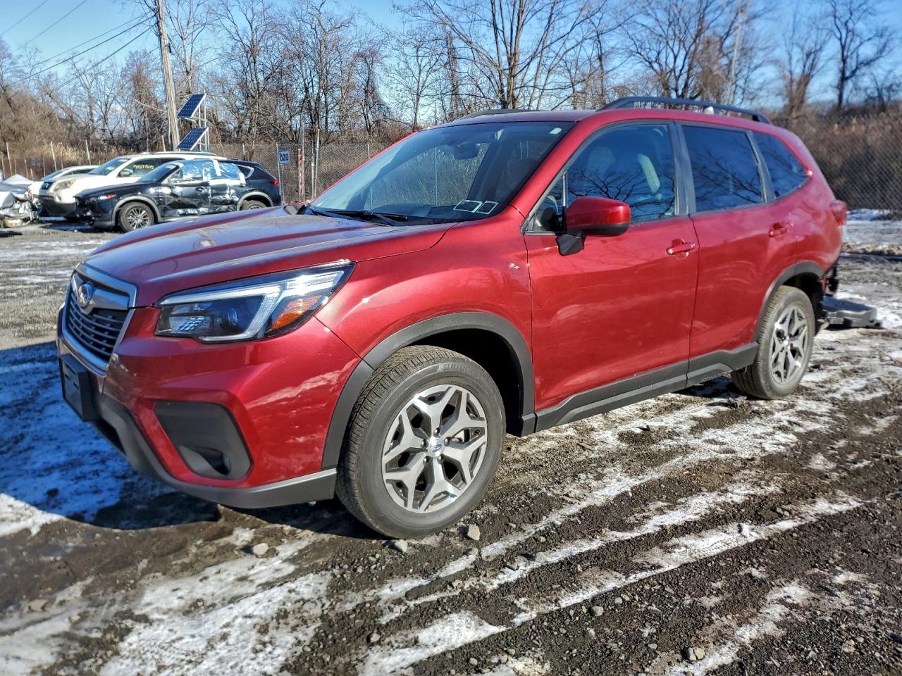 2021 SUBARU FORESTER PREMIUM — REAR END damage — photo 1
